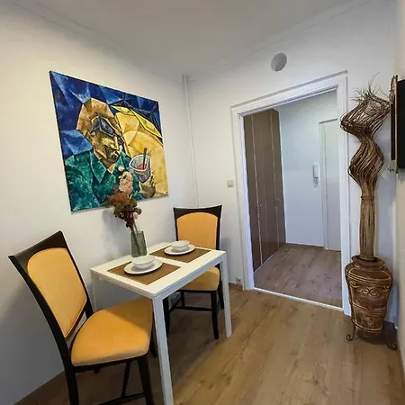 Apartment Le Petit Leisure